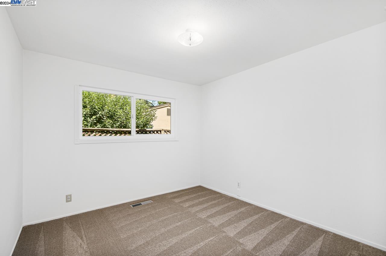 6275 Inglewood Drive