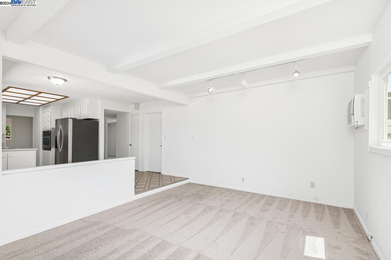 6275 Inglewood Drive
