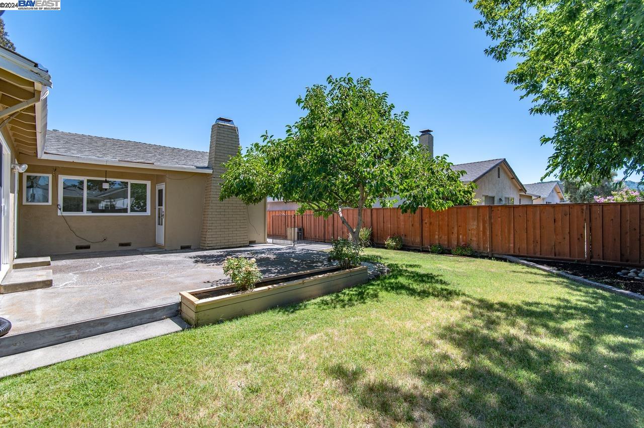 6275 Inglewood Drive