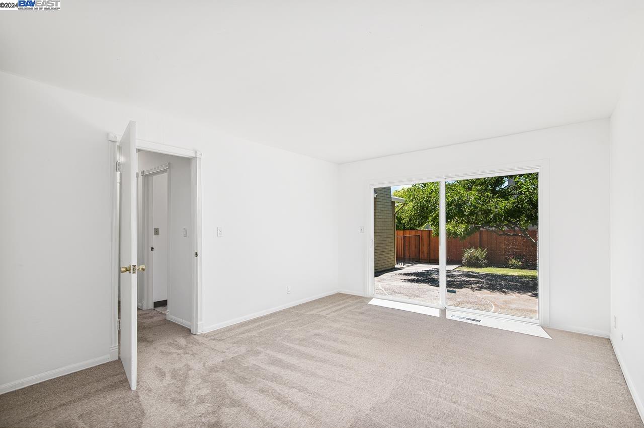 6275 Inglewood Drive