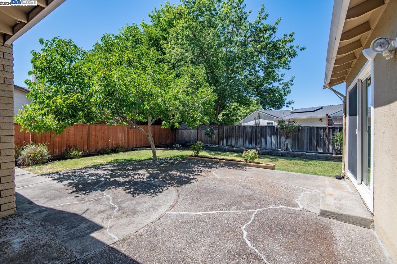 6275 Inglewood Drive