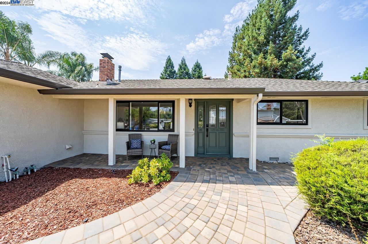 1111 Crowe Pl