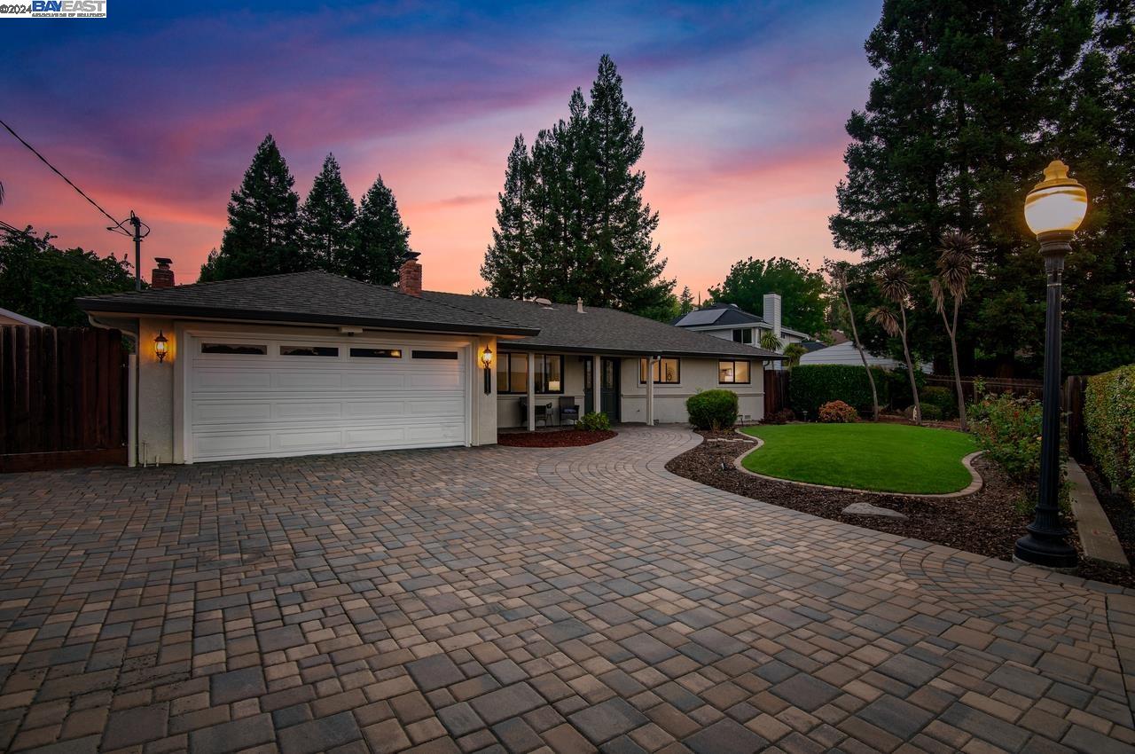 1111 Crowe Pl