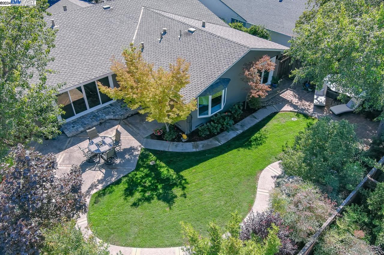 2446 Raven Rd