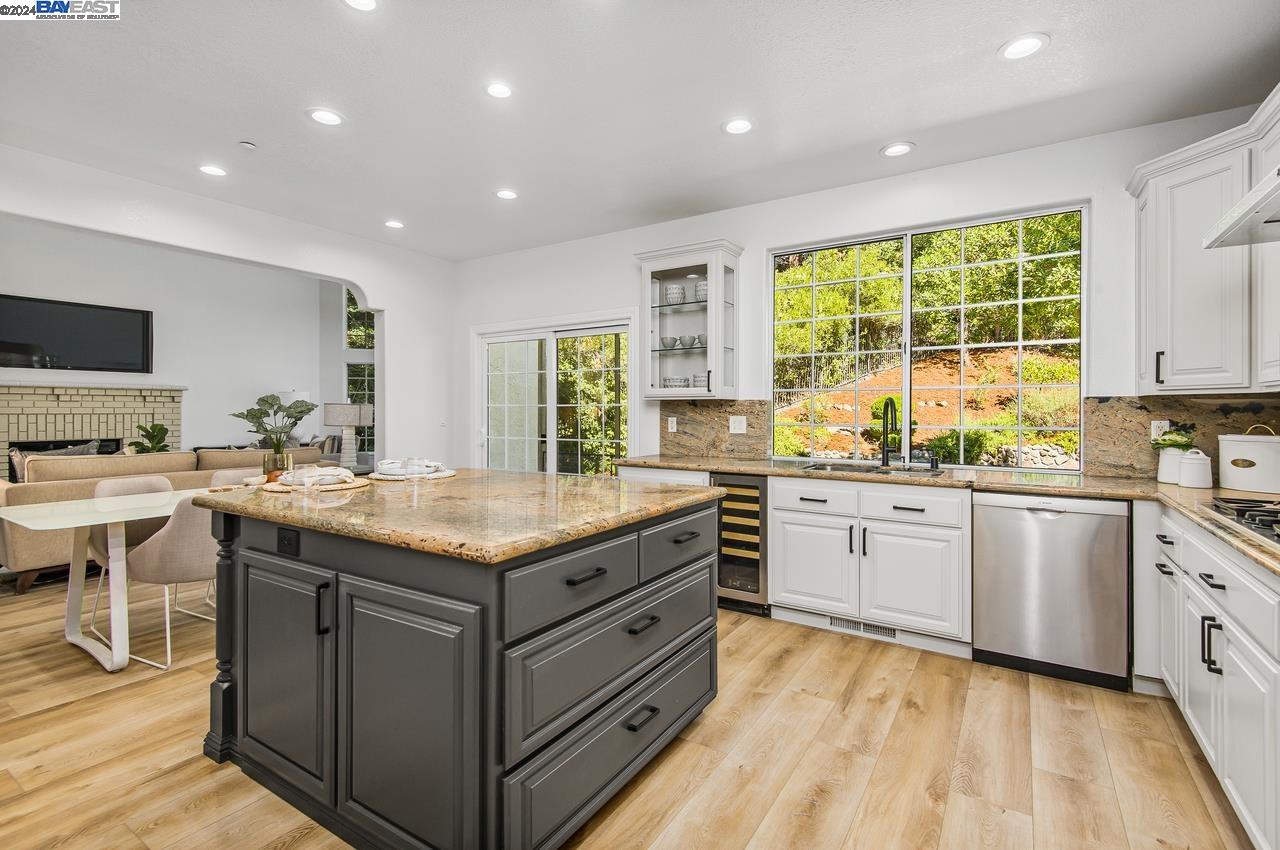 952 Gray Fox Cir