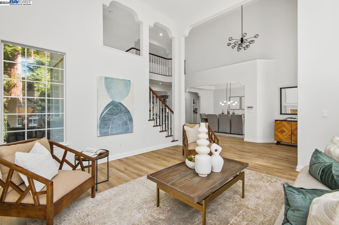 952 Gray Fox Cir