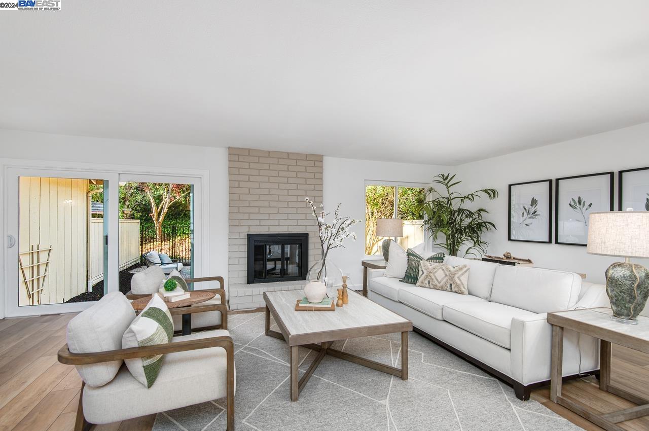 124 Tweed Dr
