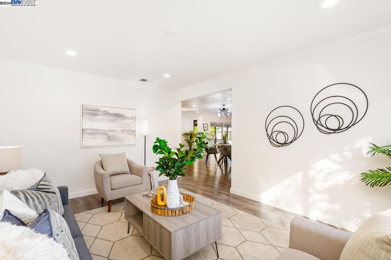 6337 Benner Ct