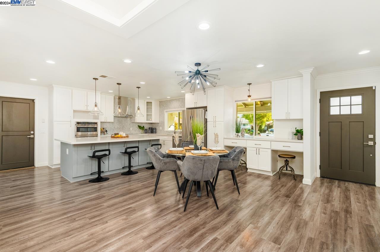6337 Benner Ct