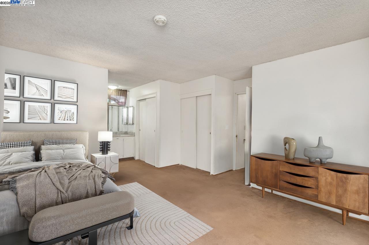 6829 Adobe Ct