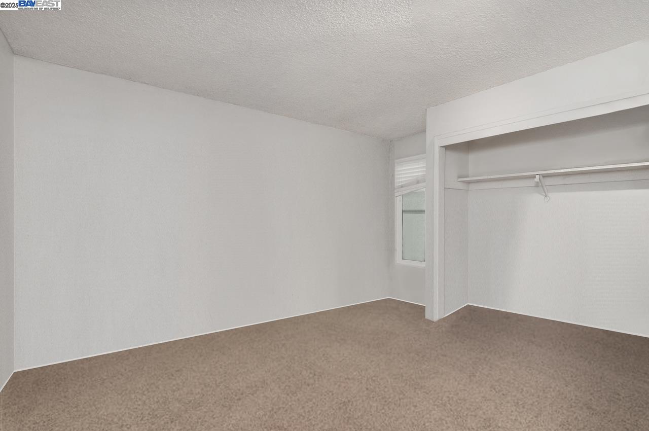 6829 Adobe Ct