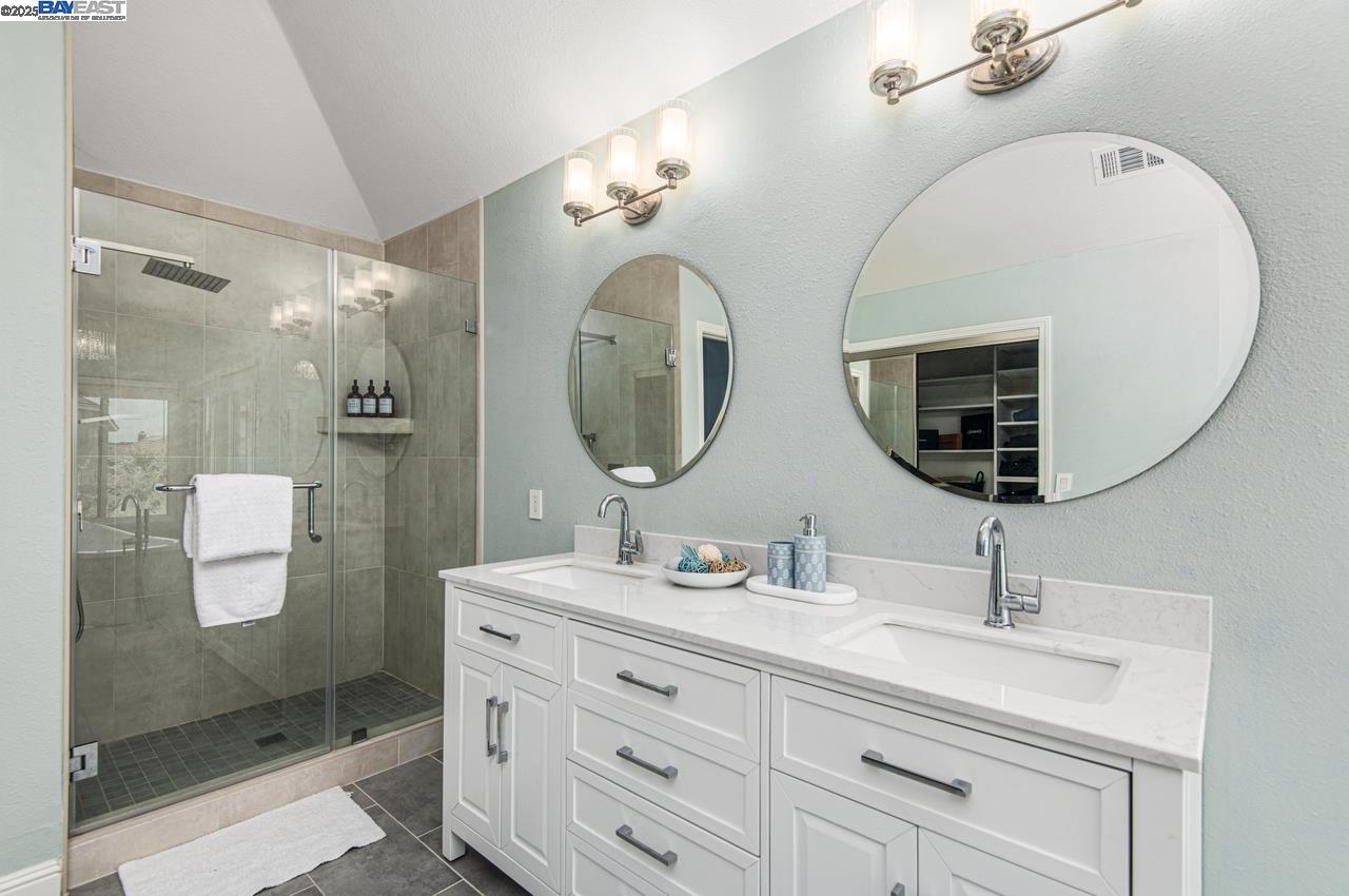 2839 Victoria Ridge Ct