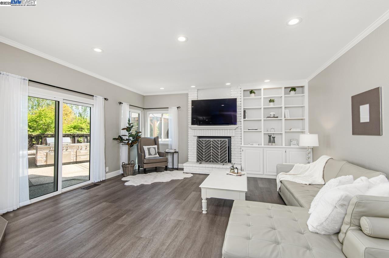 2839 Victoria Ridge Ct