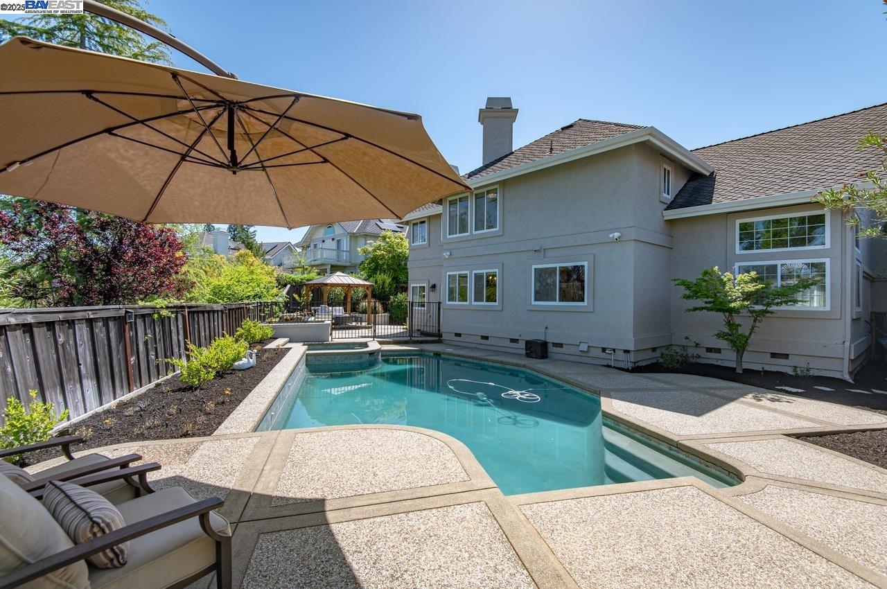 2839 Victoria Ridge Ct