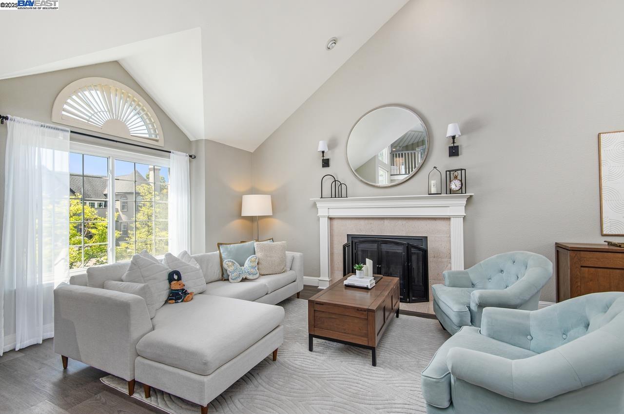 2839 Victoria Ridge Ct