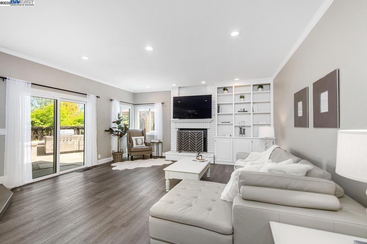2839 Victoria Ridge Ct