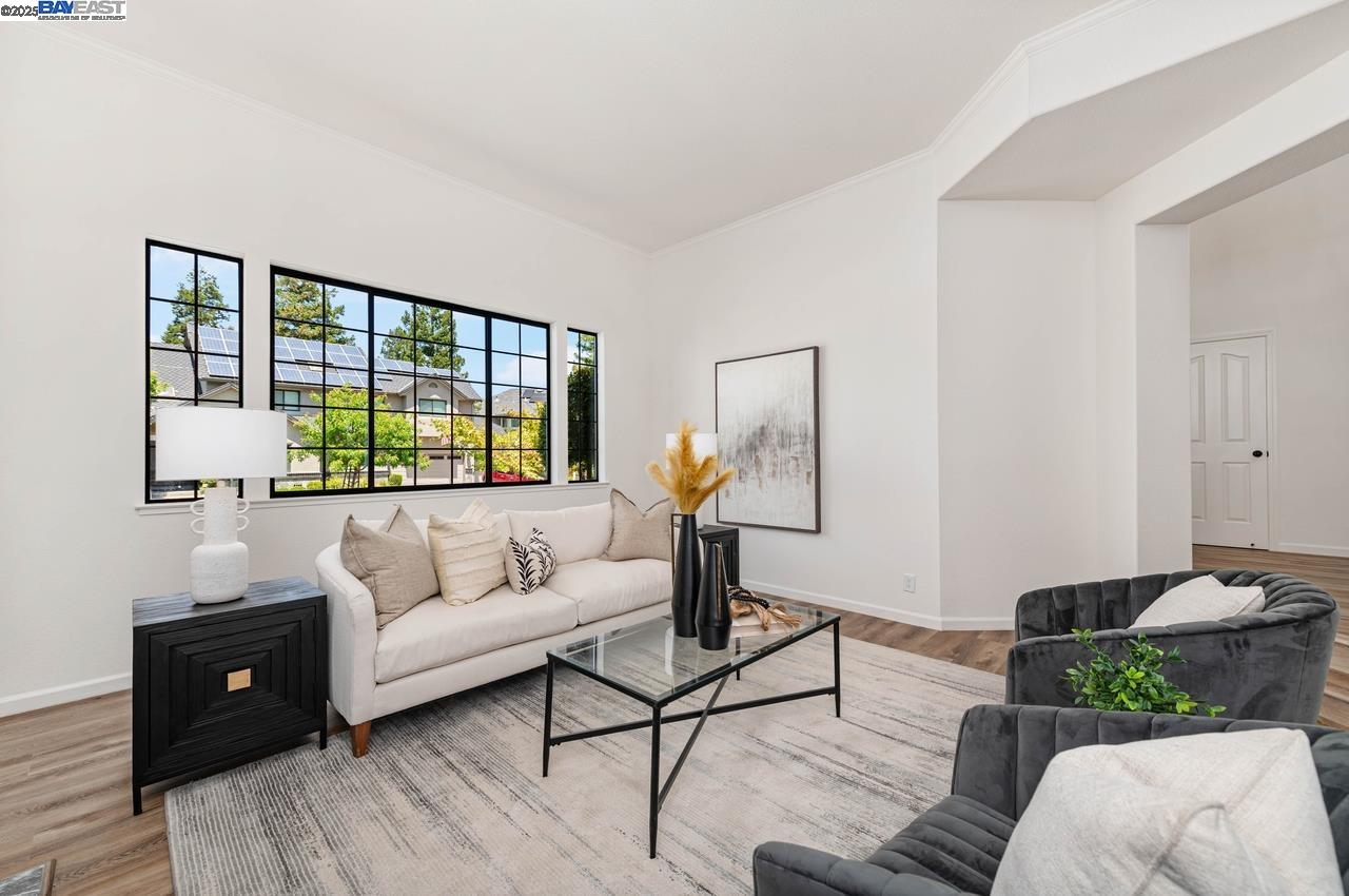 942 Finovino Ct