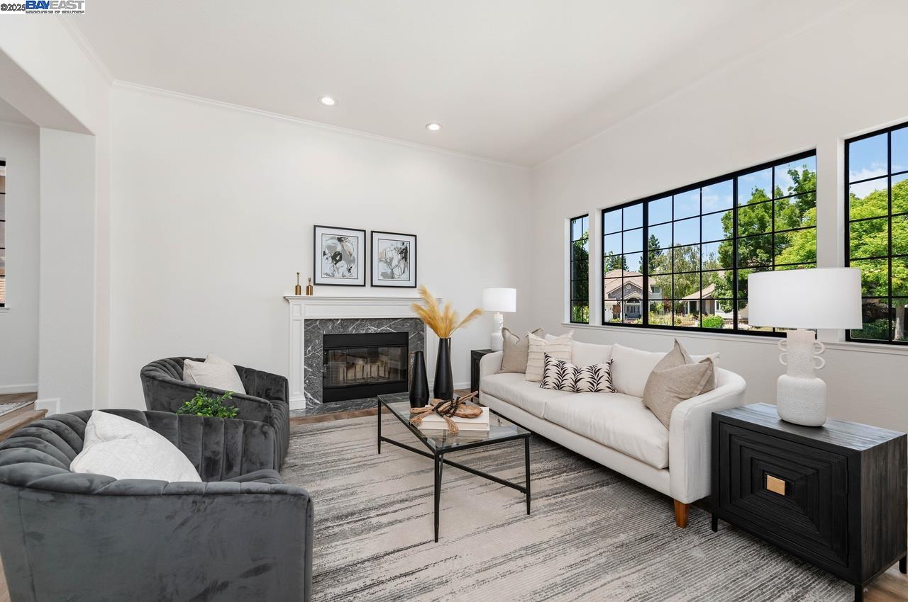 942 Finovino Ct