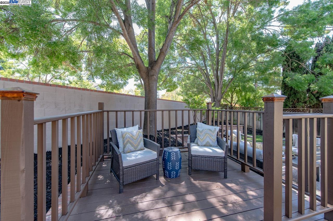 942 Finovino Ct