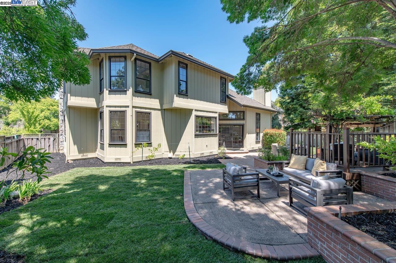 942 Finovino Ct