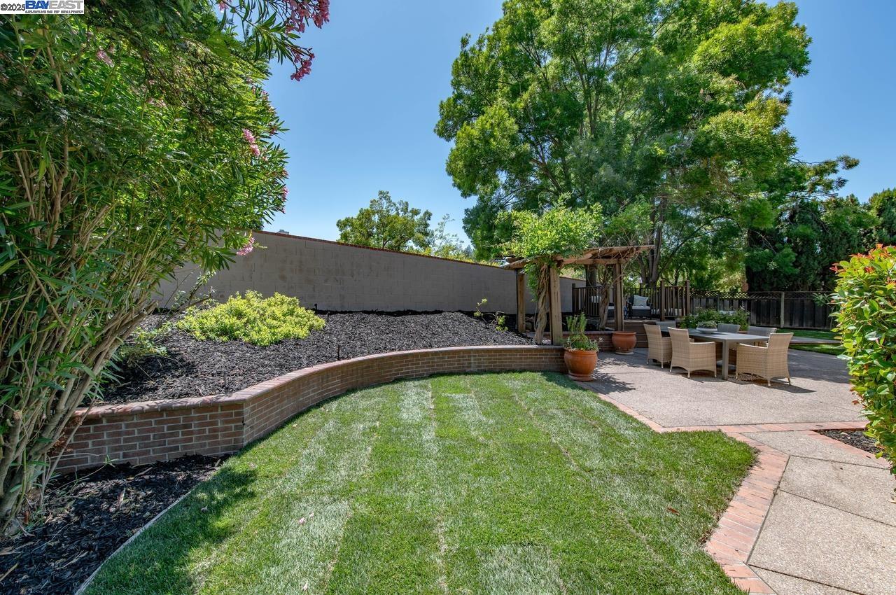 942 Finovino Ct