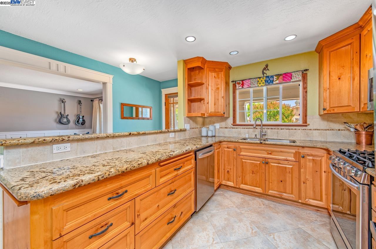 4686 Herrin Way