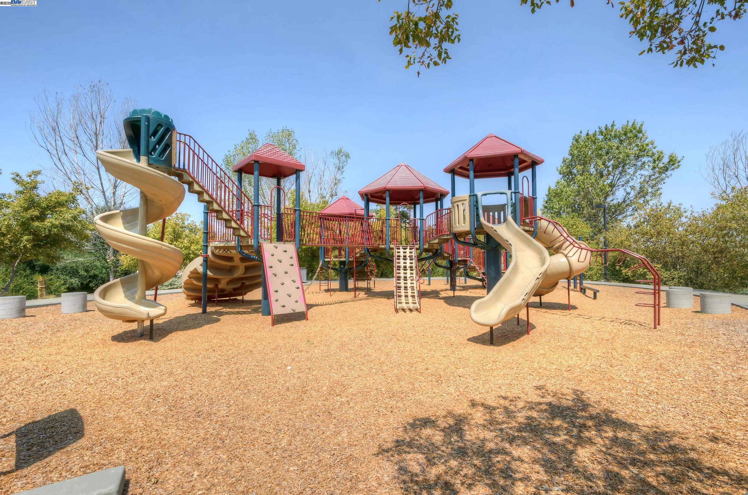 4686 Herrin Way