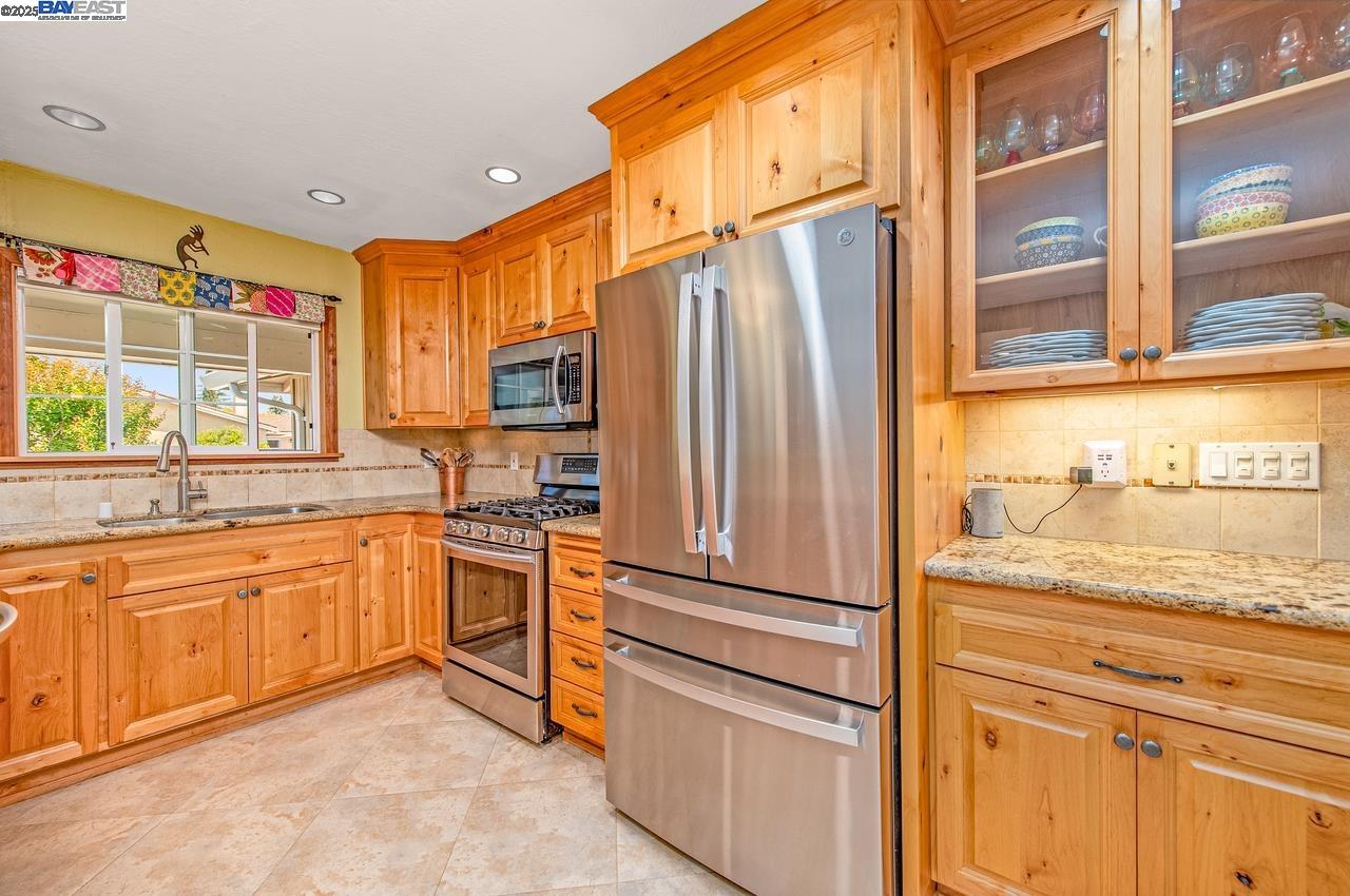 4686 Herrin Way