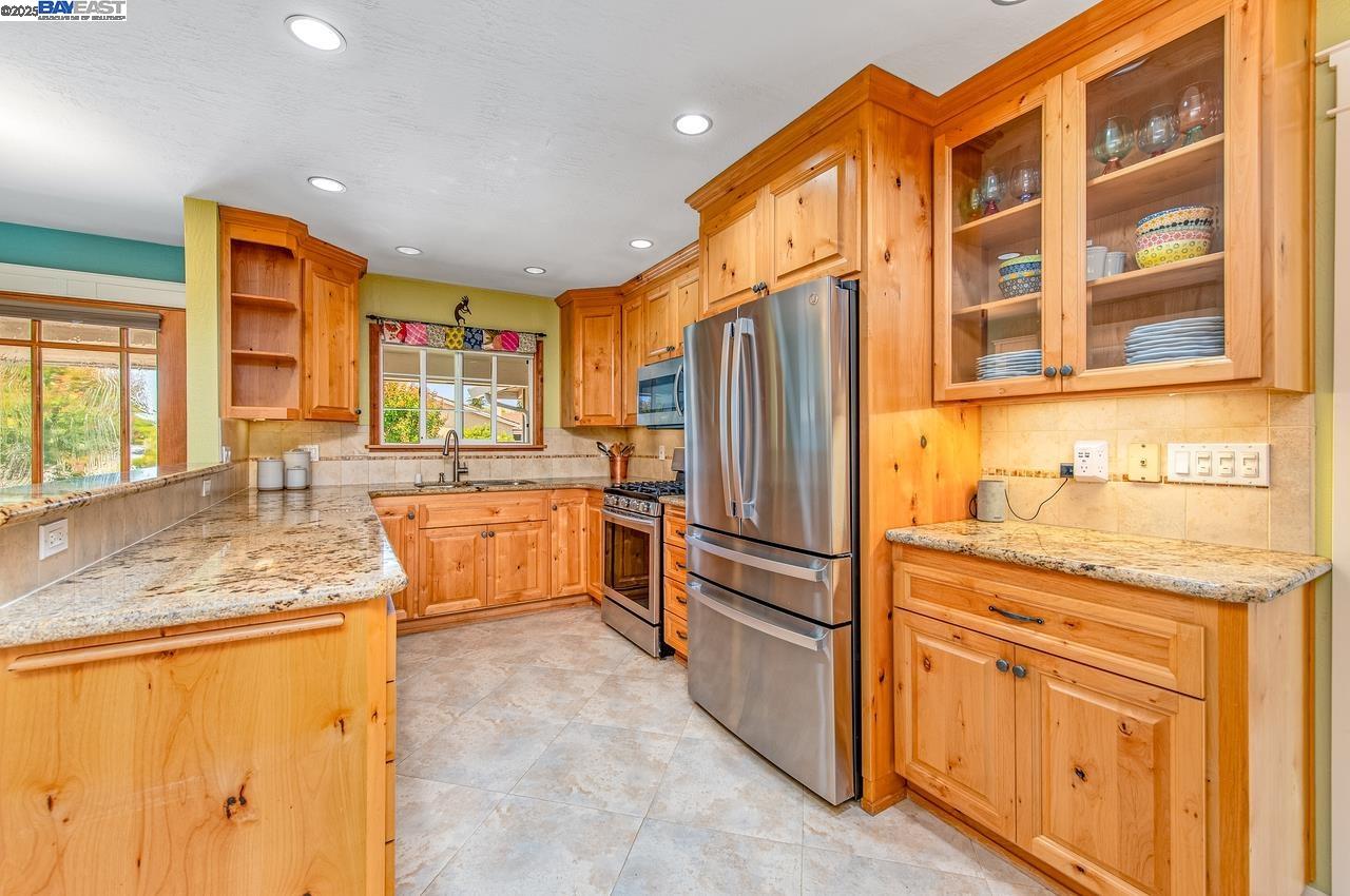 4686 Herrin Way