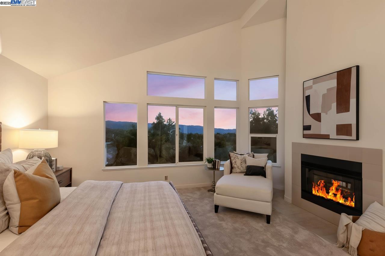 3650 Locke Ct