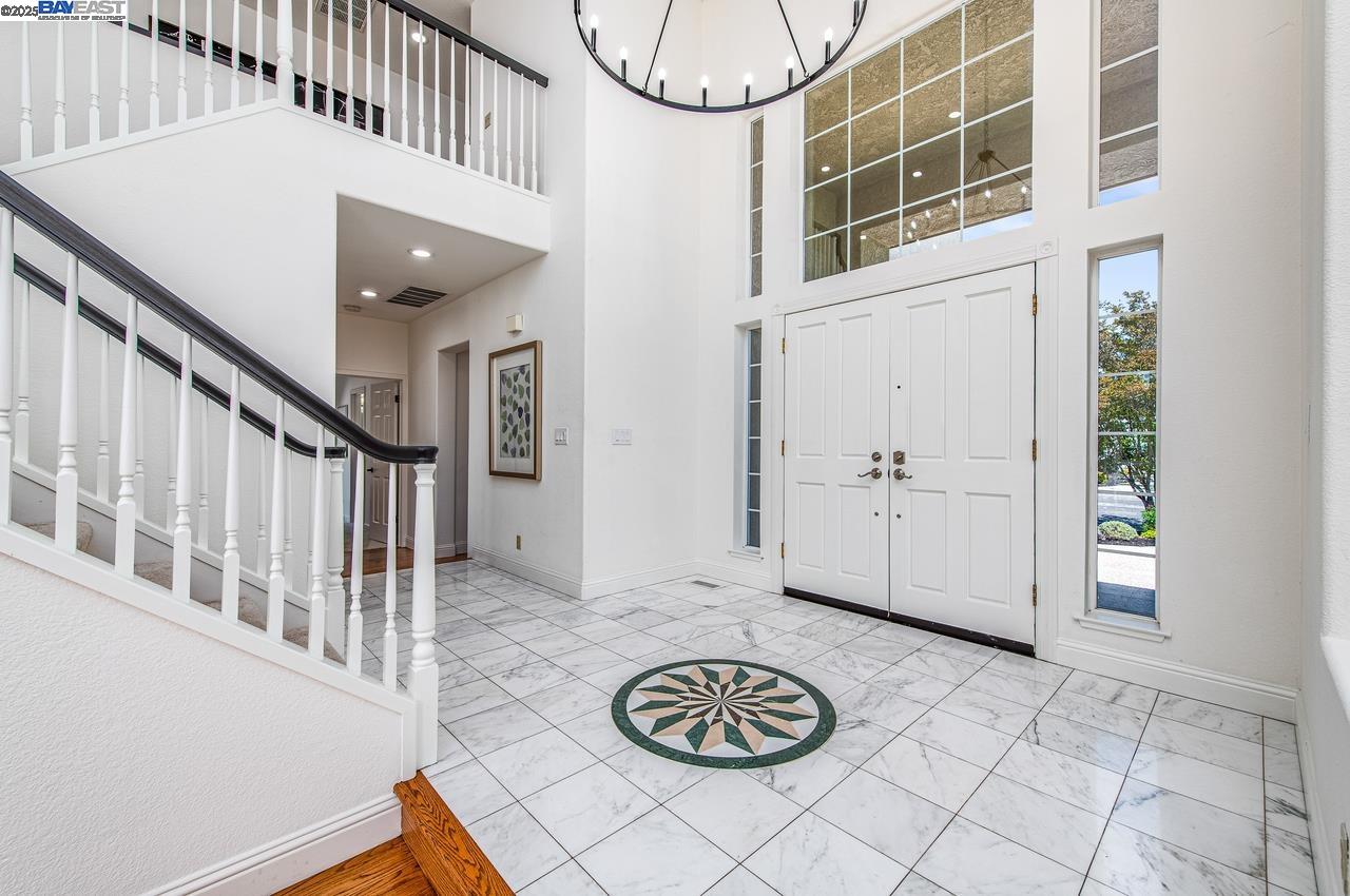 3650 Locke Ct