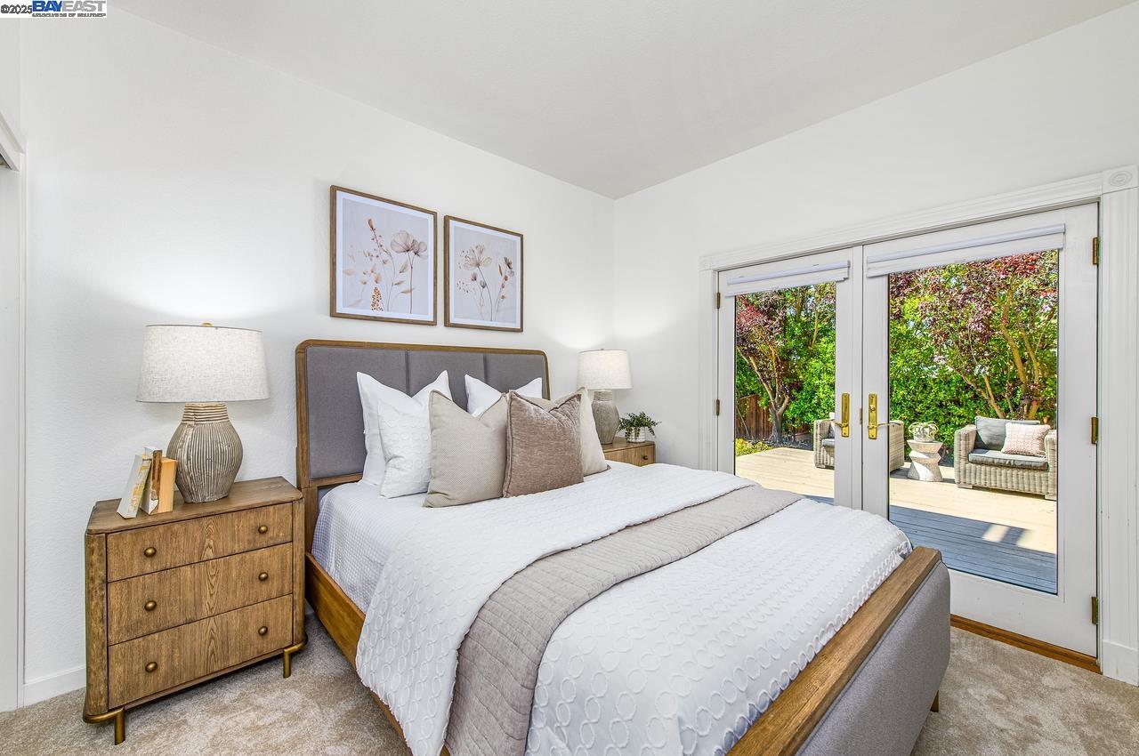 3650 Locke Ct