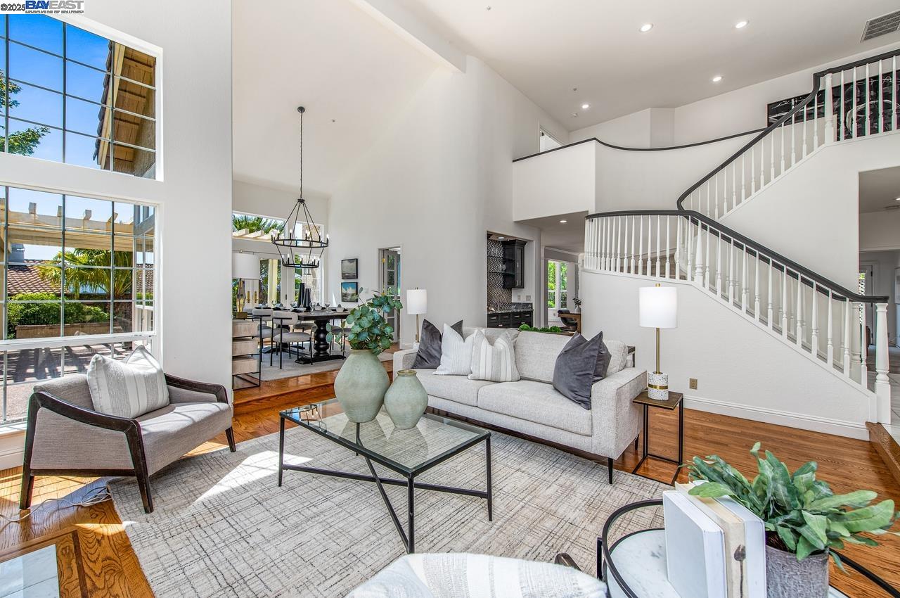 3650 Locke Ct