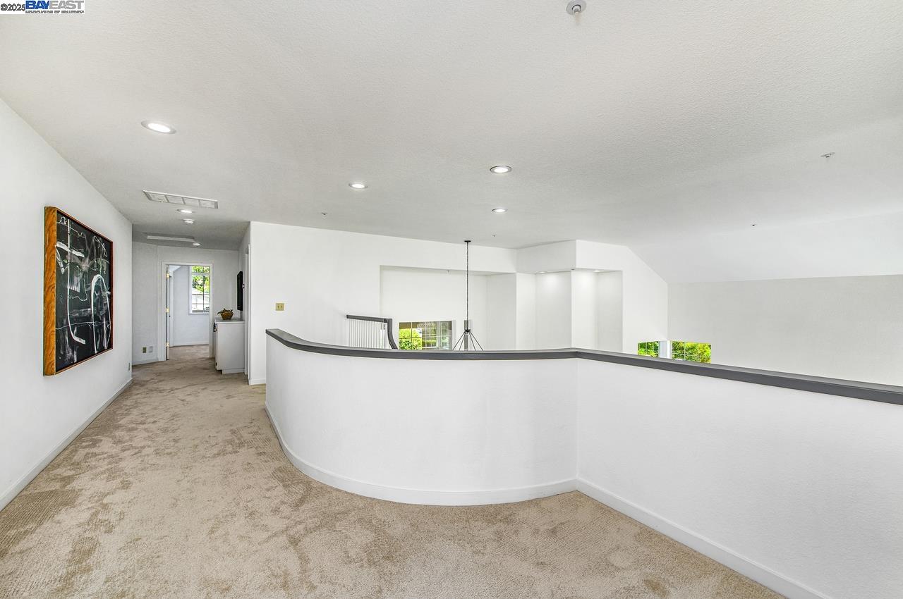 3650 Locke Ct