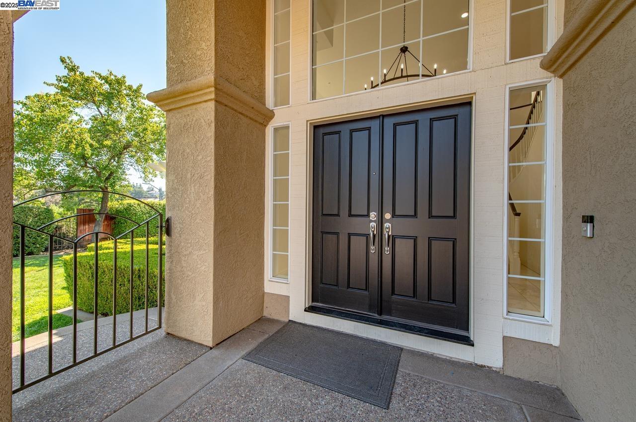 3650 Locke Ct