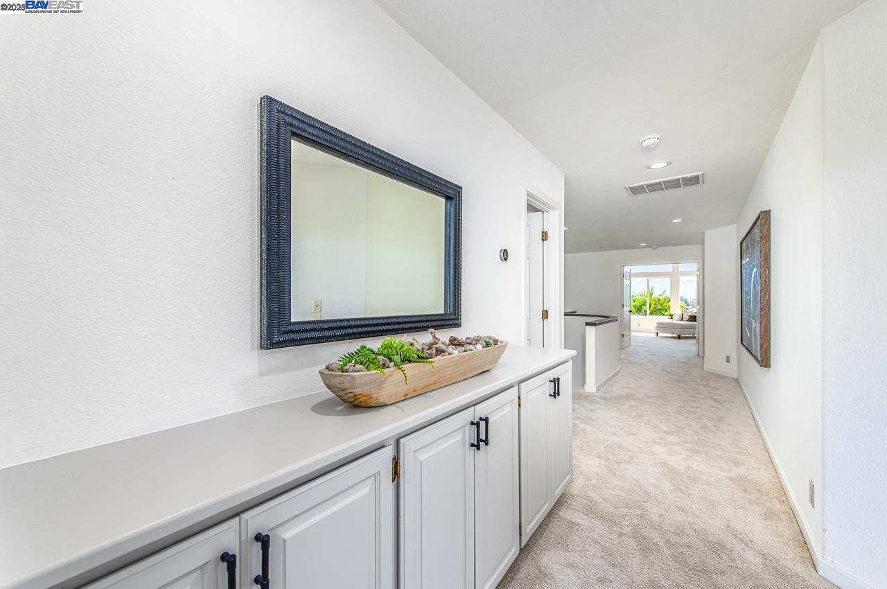 3650 Locke Ct