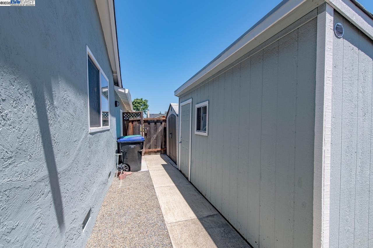 6426 Alvord Way