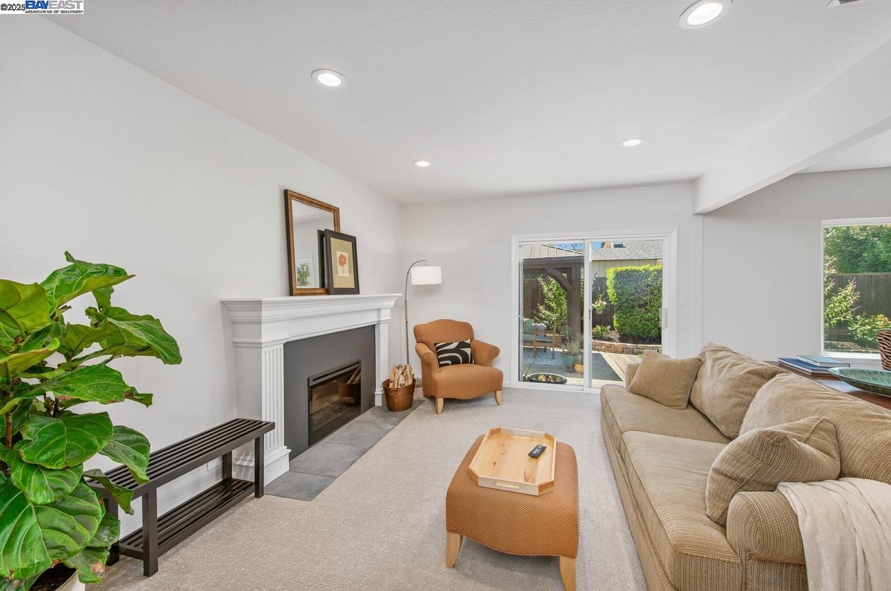 6426 Alvord Way