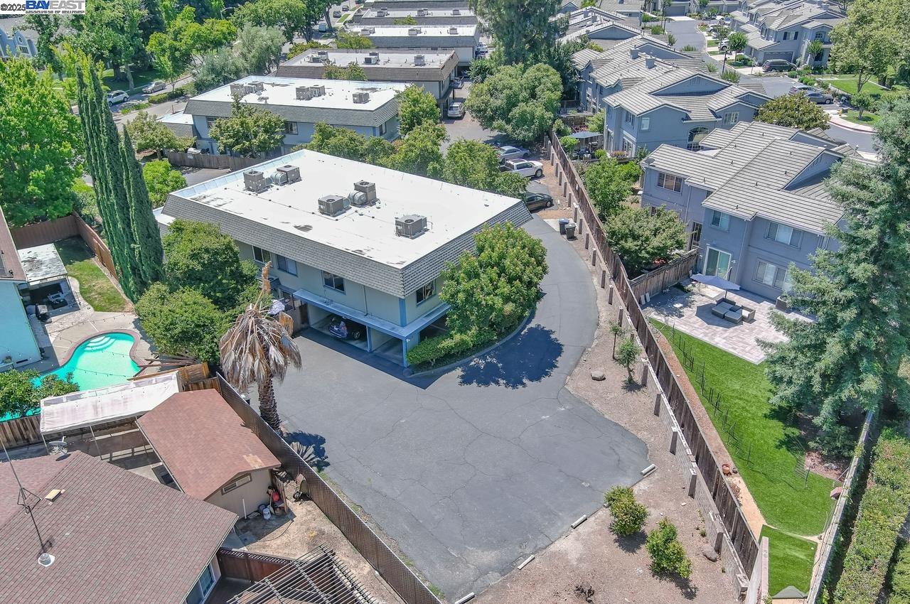 4327 Fairlands Dr