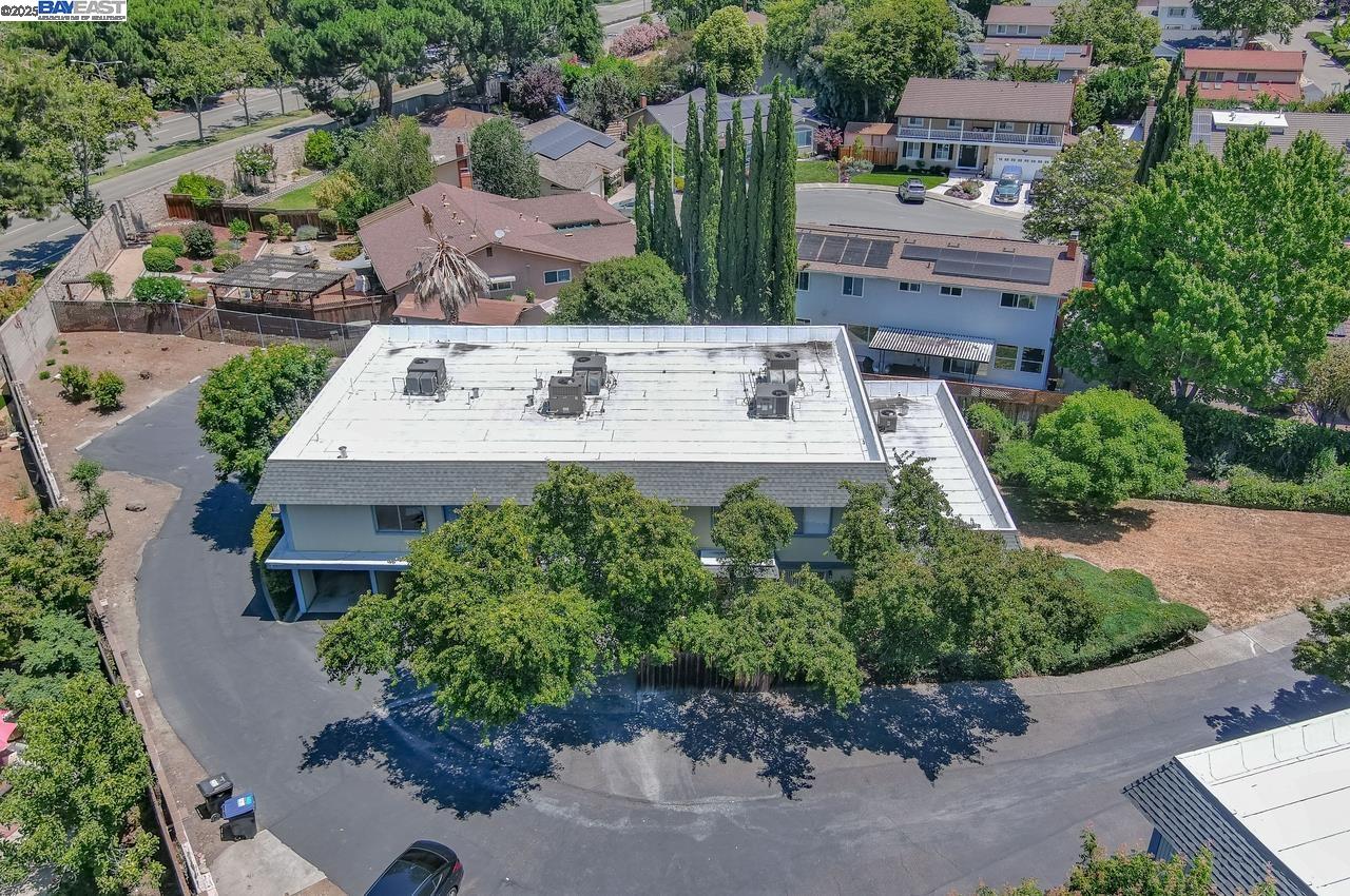 4327 Fairlands Dr