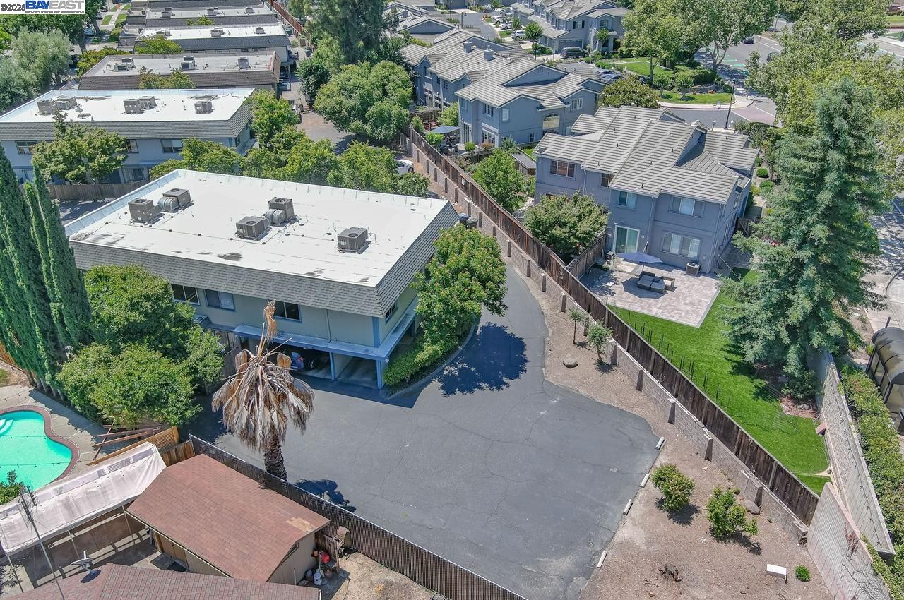 4327 Fairlands Dr