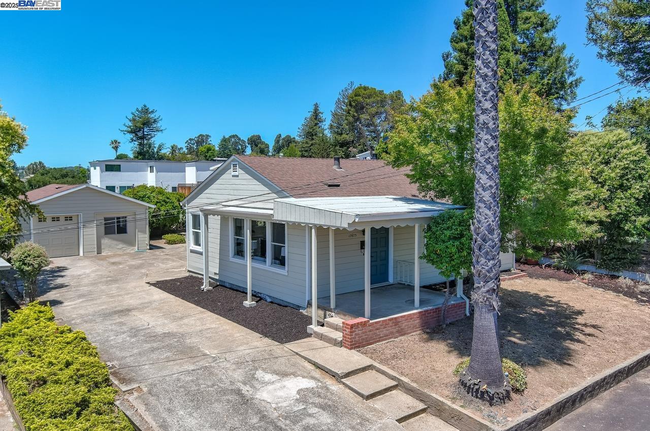 17673 Dorson Ln