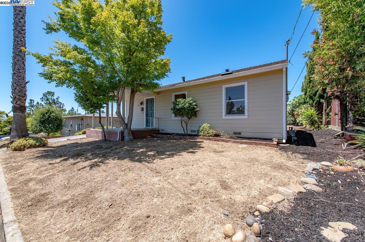 17673 Dorson Ln