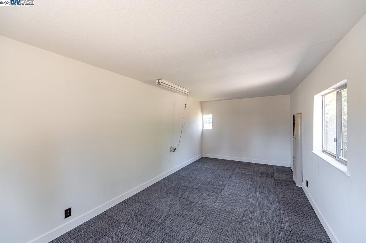 17673 Dorson Ln
