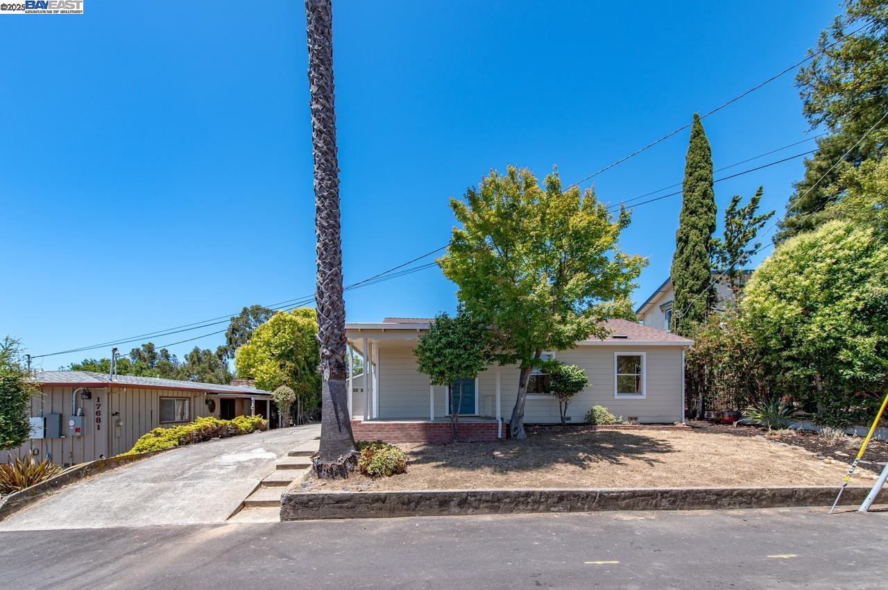 17673 Dorson Ln