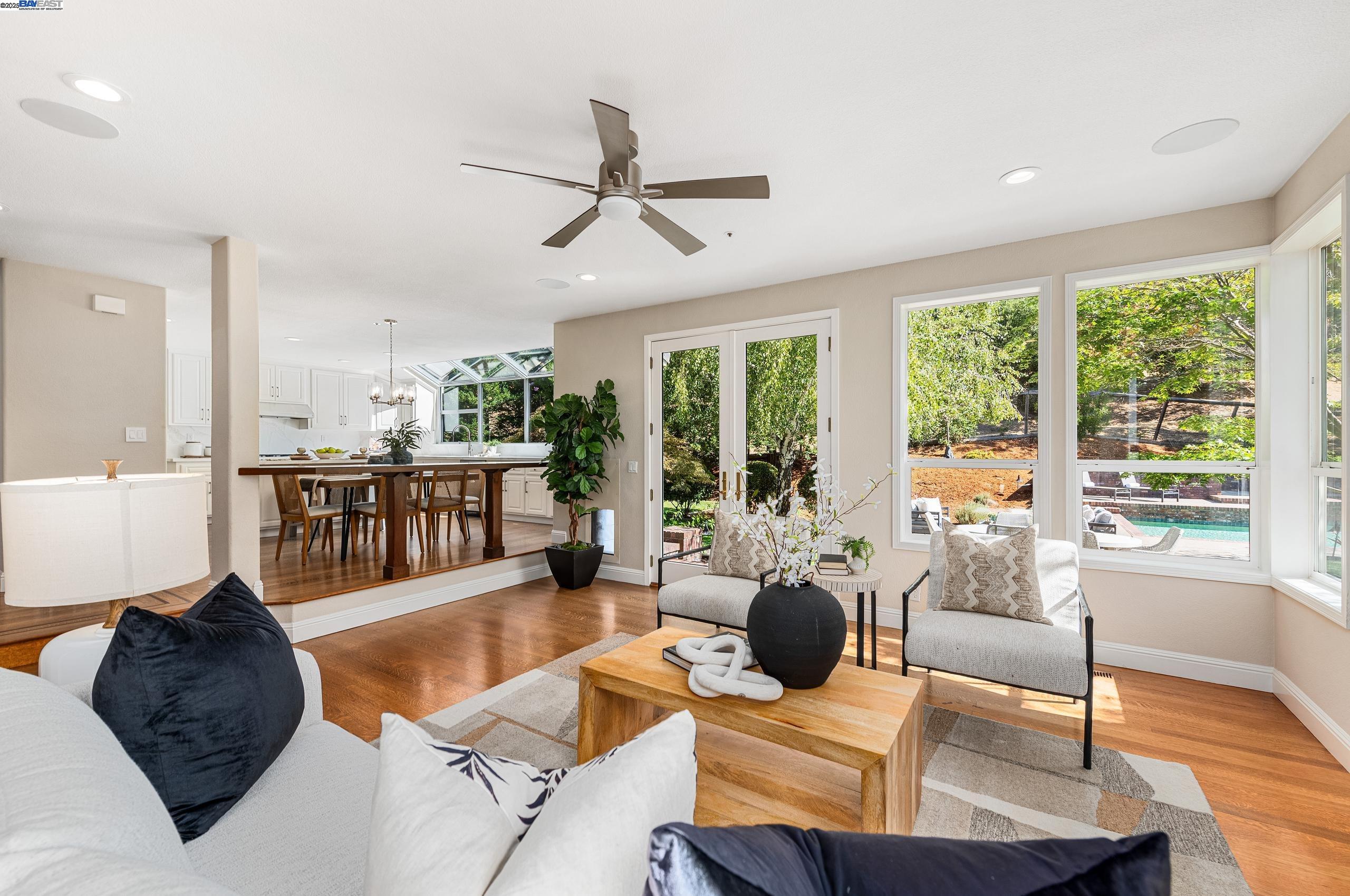 1398 Benedict Ct