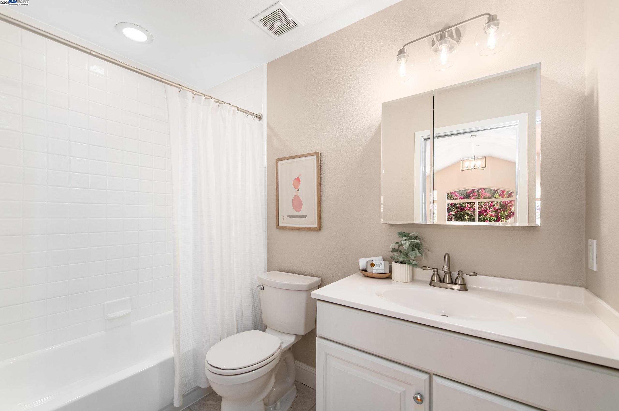1398 Benedict Ct