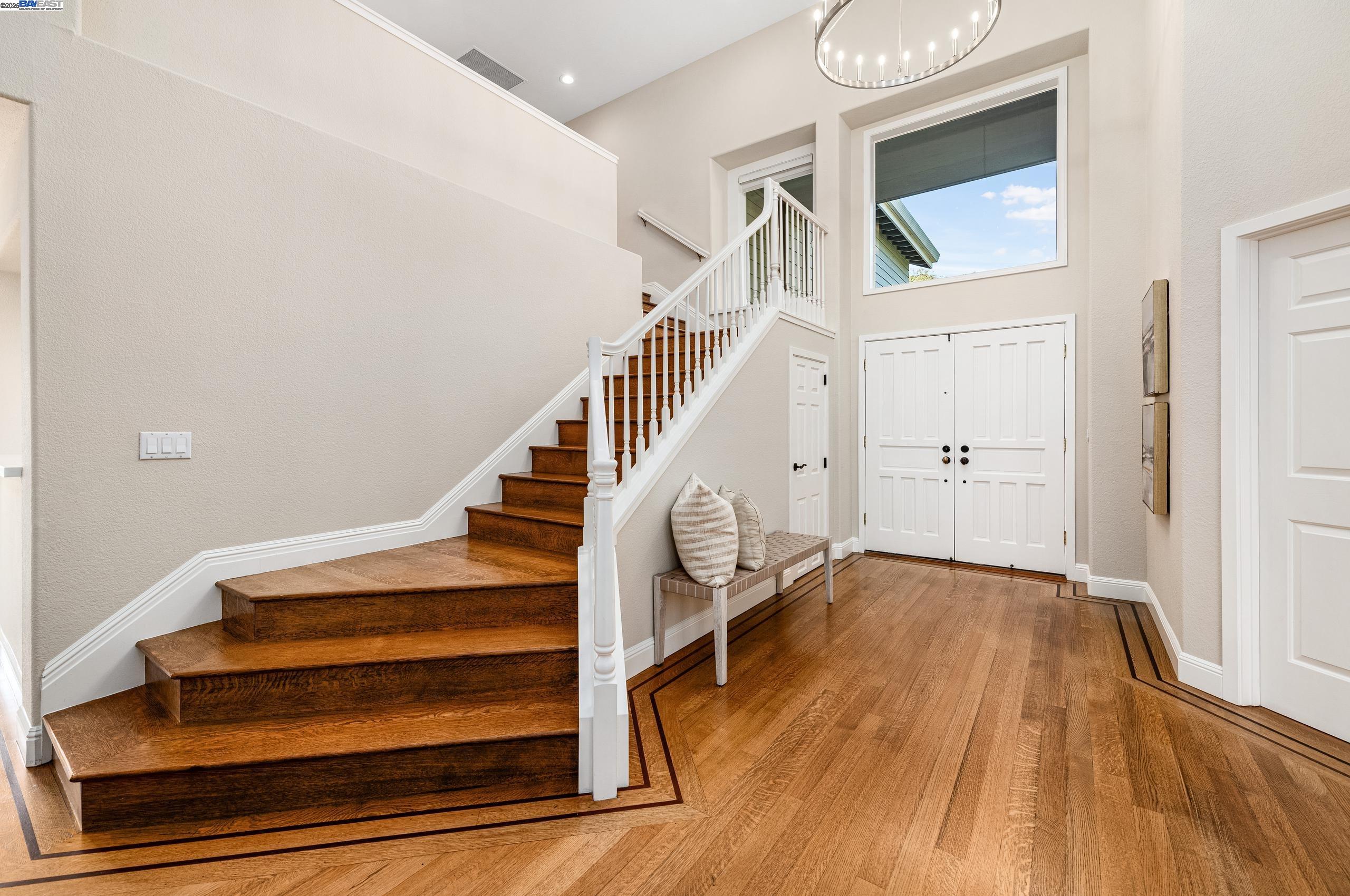1398 Benedict Ct