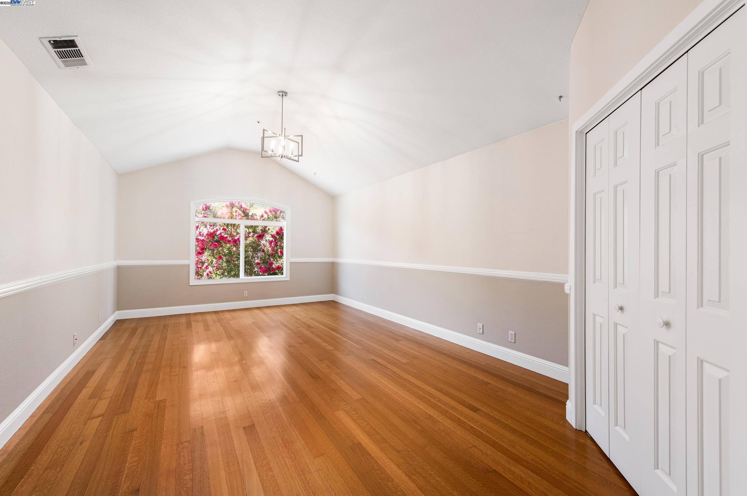1398 Benedict Ct