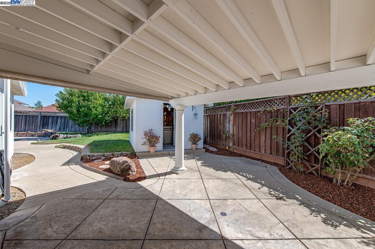 2050 Cotterell Ct